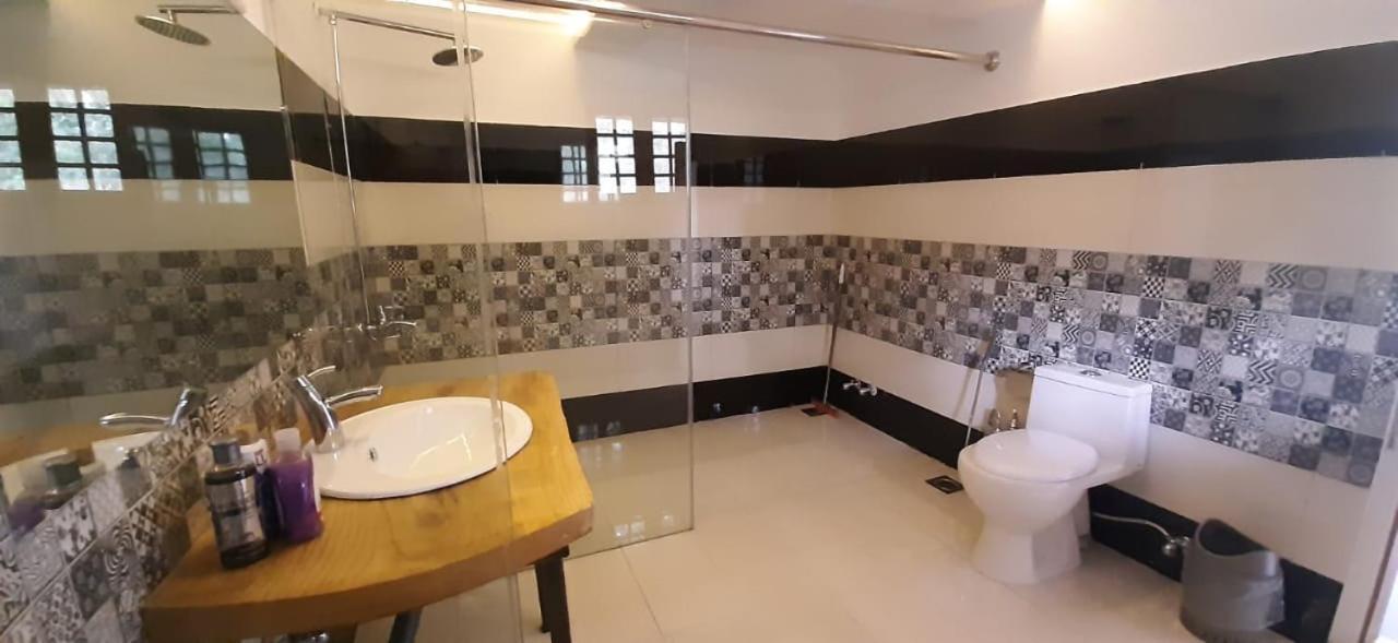 Hotel Reego Skardu Zewnętrze zdjęcie