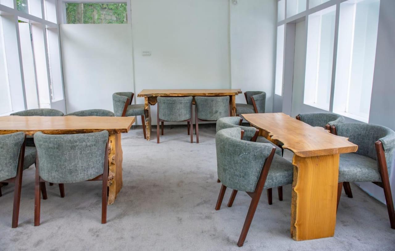 Hotel Reego Skardu Zewnętrze zdjęcie